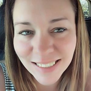 Meet your Posher, Alison